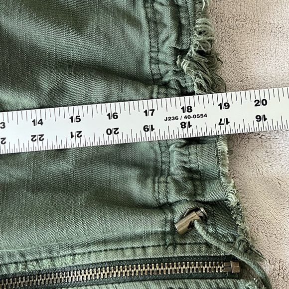 Free People Extreme Cropped Studded Embellished Military Jacket Size Small Boho - Picture 16 of 16